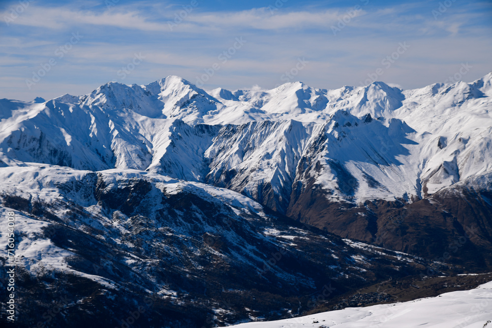 Fototapeta premium Stunning view of the Alps at the Meribel ski area in France.