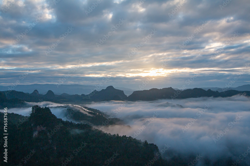 beautiful mountain mist sky scenery