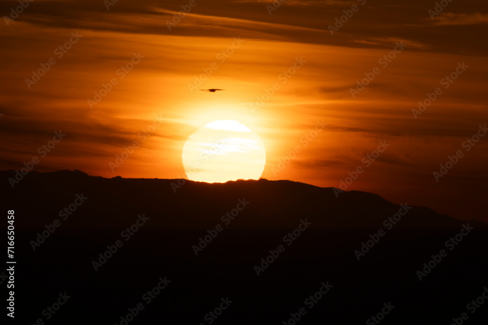 Obraz premium Sunset during golden hour