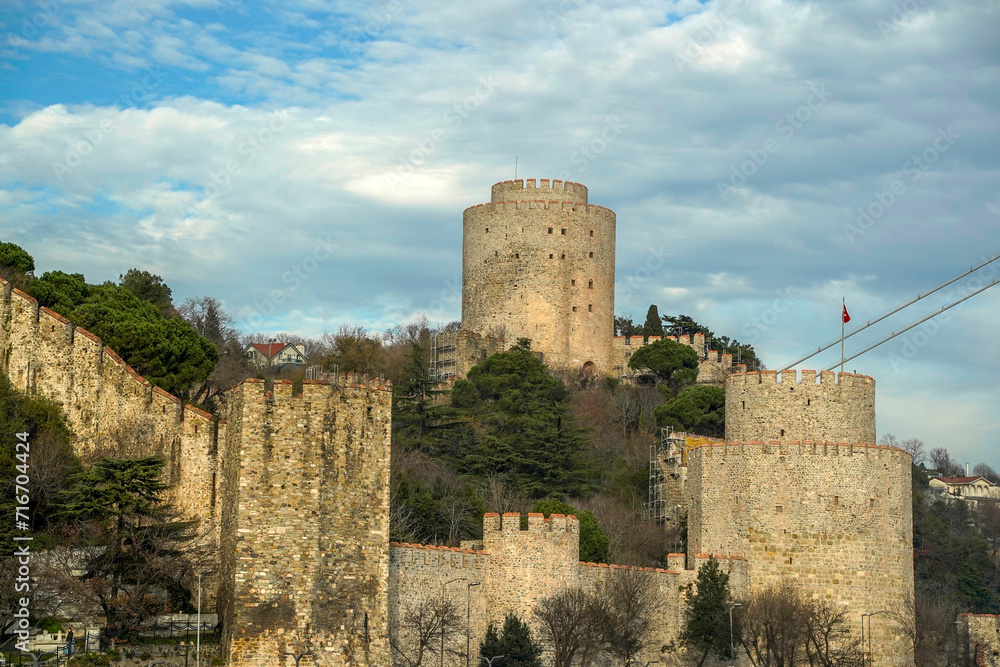Naklejka premium Rumeli Isari castle view from Istanbul Bosphorus cruise