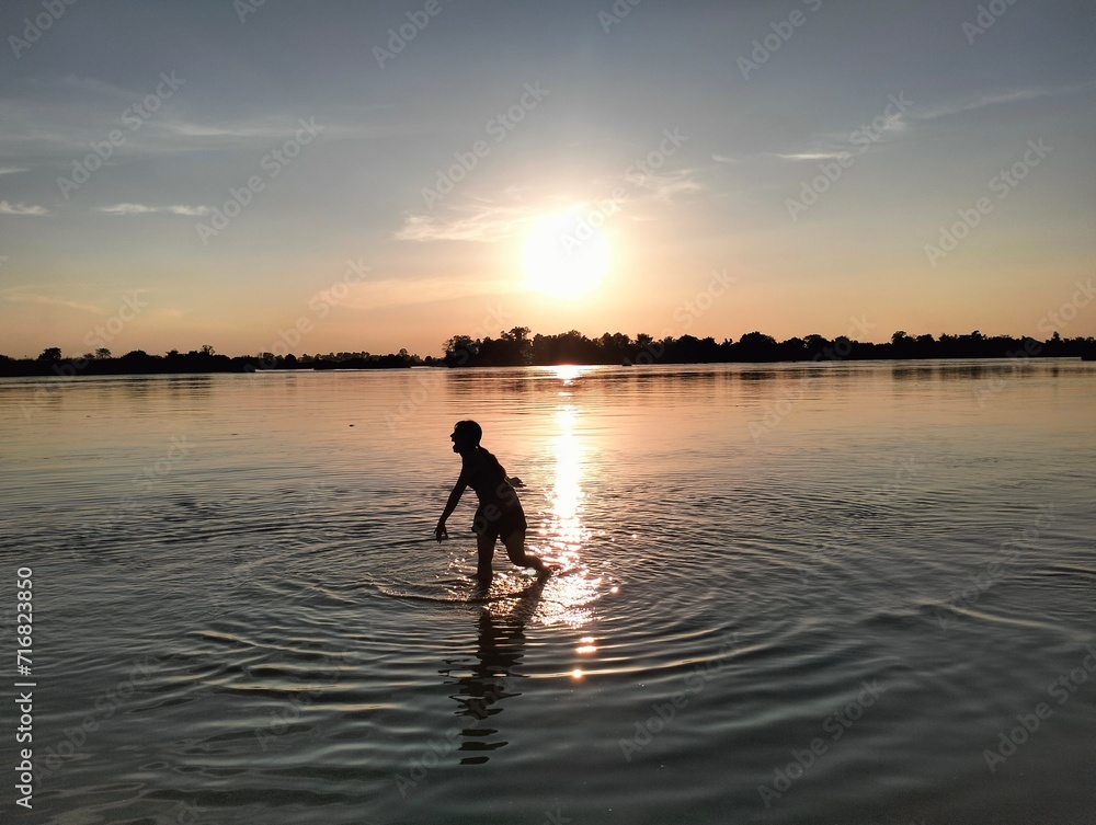 Fototapeta premium smiling silhouettes