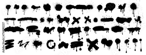 Spray graffiti element set, can splatter vector brush drip freehand kit, urban street black grunge. Cool hand writing stain splash, dirty messy airy ink stroke and circles. Spray graffiti dark splash