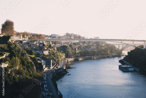 ポルトのドンルイス橋からのドウロ川の風景 photo