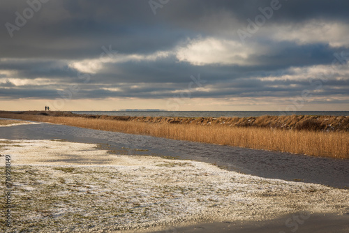 Deich bei Westermarkelsdorf auf der Insel Fehmarn im Winter photo