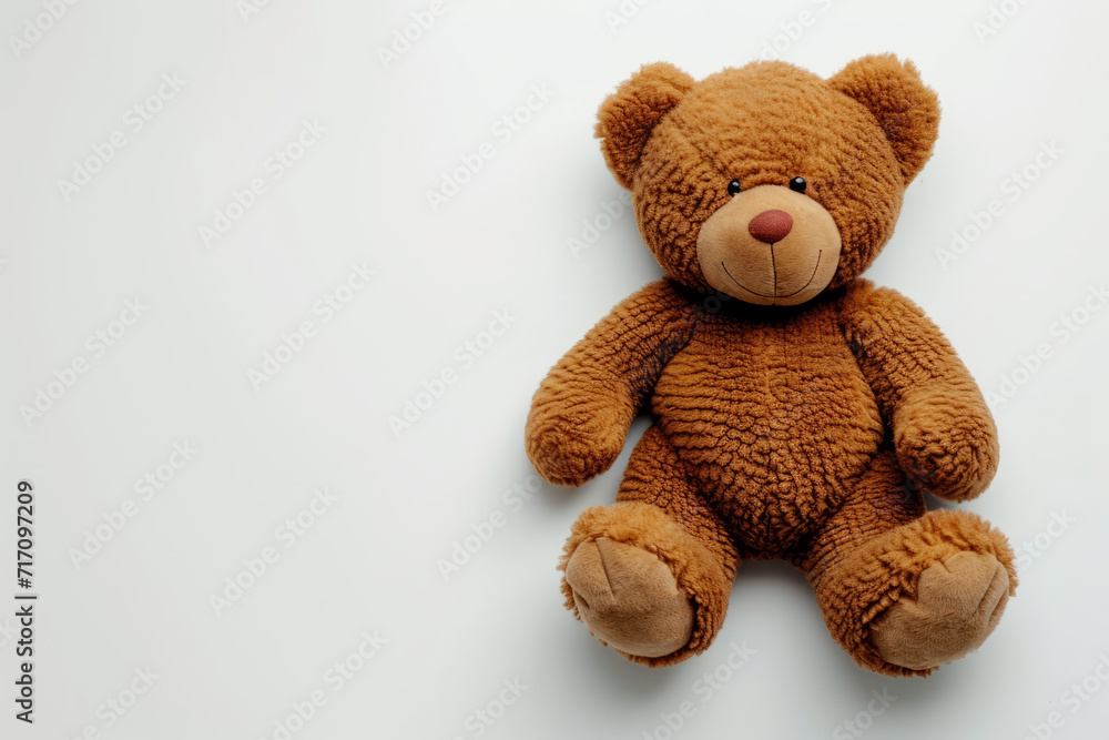 Obraz premium Bear toy isolated on white background with copy space.