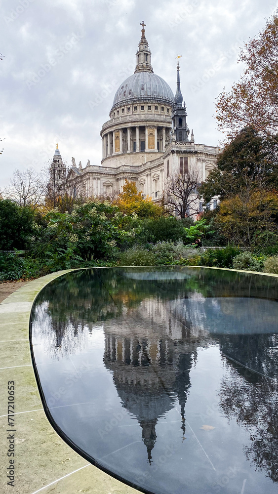 st paul's cathedral in london