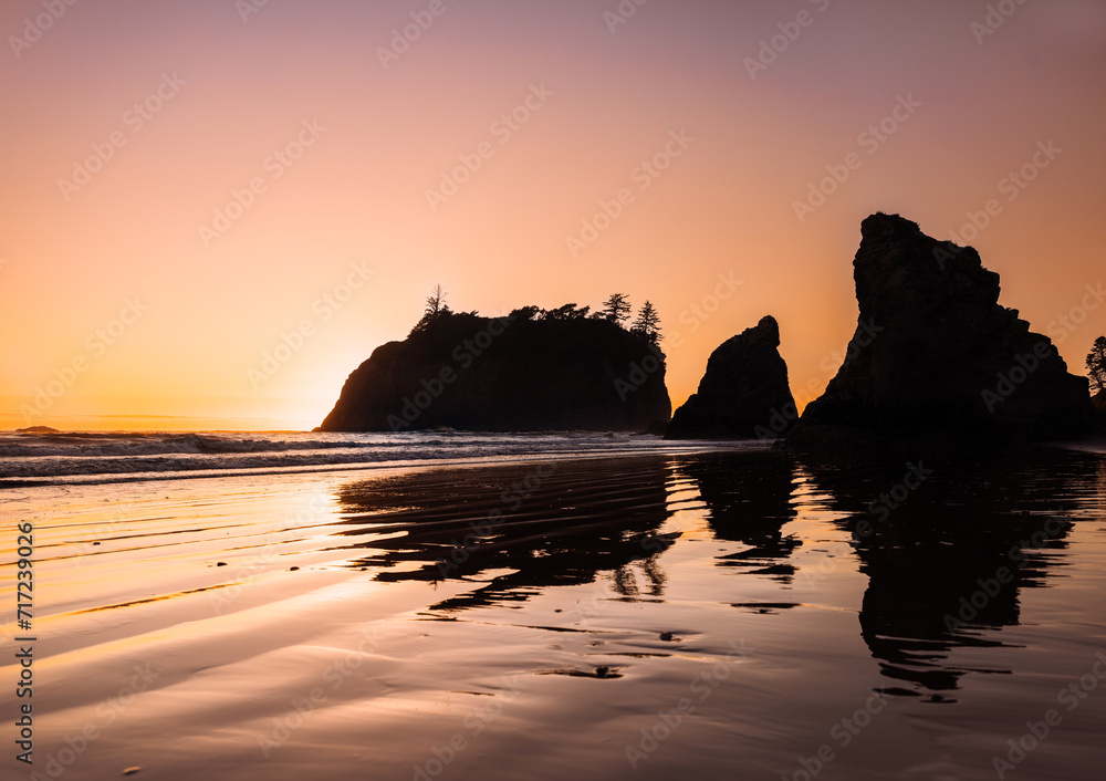 Sunset over rock formation at ruby beach