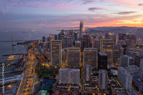 San Francisco Financial District © Jennifer Chen