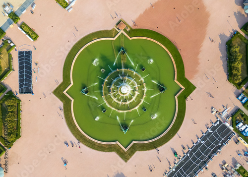 Fotografie Top down view of Buckingham fountain in Downtown Chicago