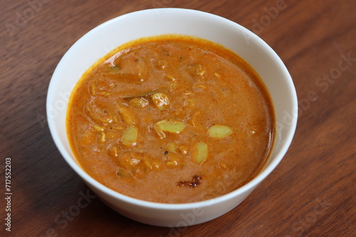 Valache Bhirde or Dalimbi or Vaal Usal, Sprouted field beans curry in maharashtrian cuisine, Indian traditional curry
