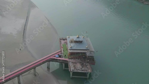 Dhari Devi a Hindu temple located on the banks of the Alaknanda River between Srinagar and Rudraprayag