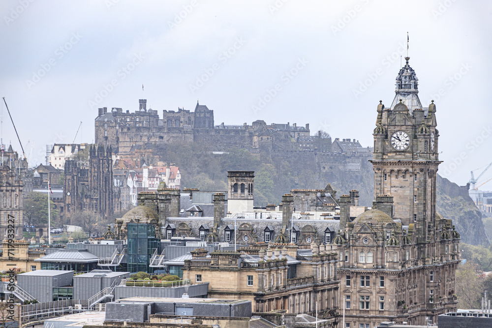 Edinburgh’s Majestic Castle Overlooking the Historic Old Town
Edinburgh’s Majestic Castle Overlooking the Historic Old Town