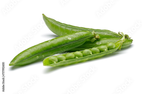 Wallpaper Mural green peas isolated on white background Torontodigital.ca