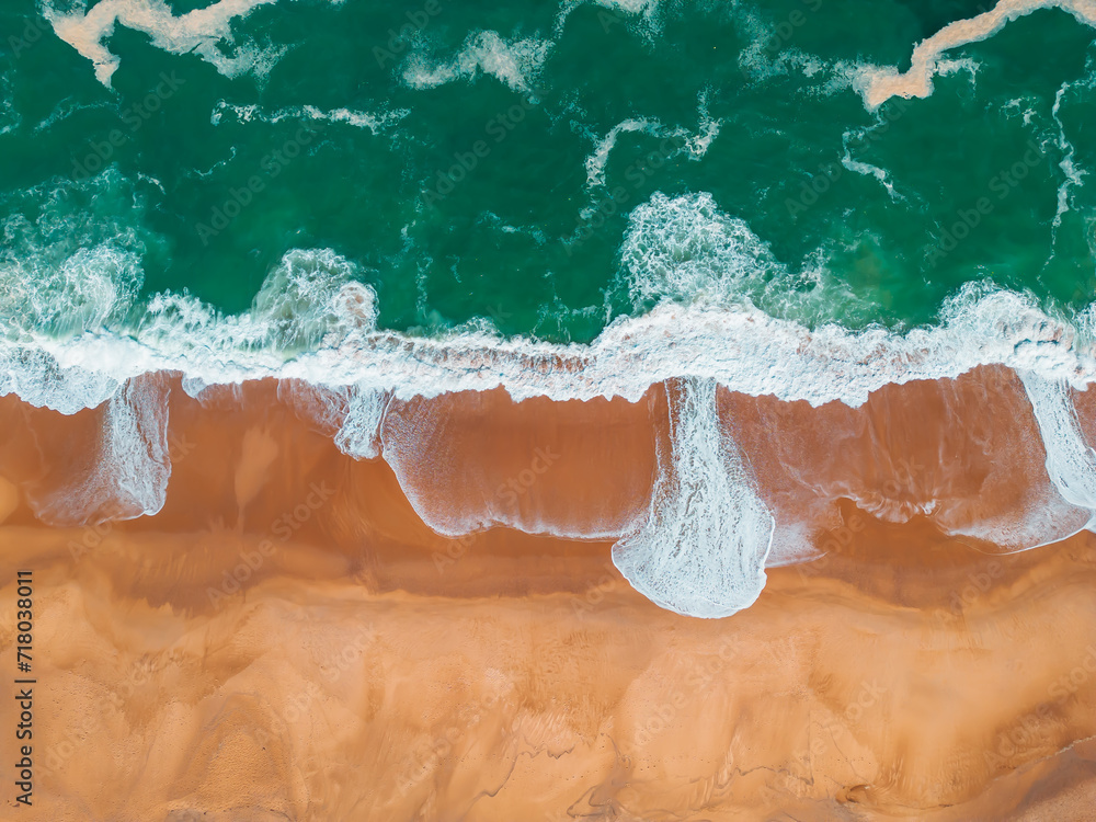 Ocean Dance: A Captivating Aerial Perspective of São Martinho do Porto's Azure Waves and Golden Sands Ocean Dance: A Captivating Aerial Perspective of São Martinho do Porto's Azure Waves and Golden Sands