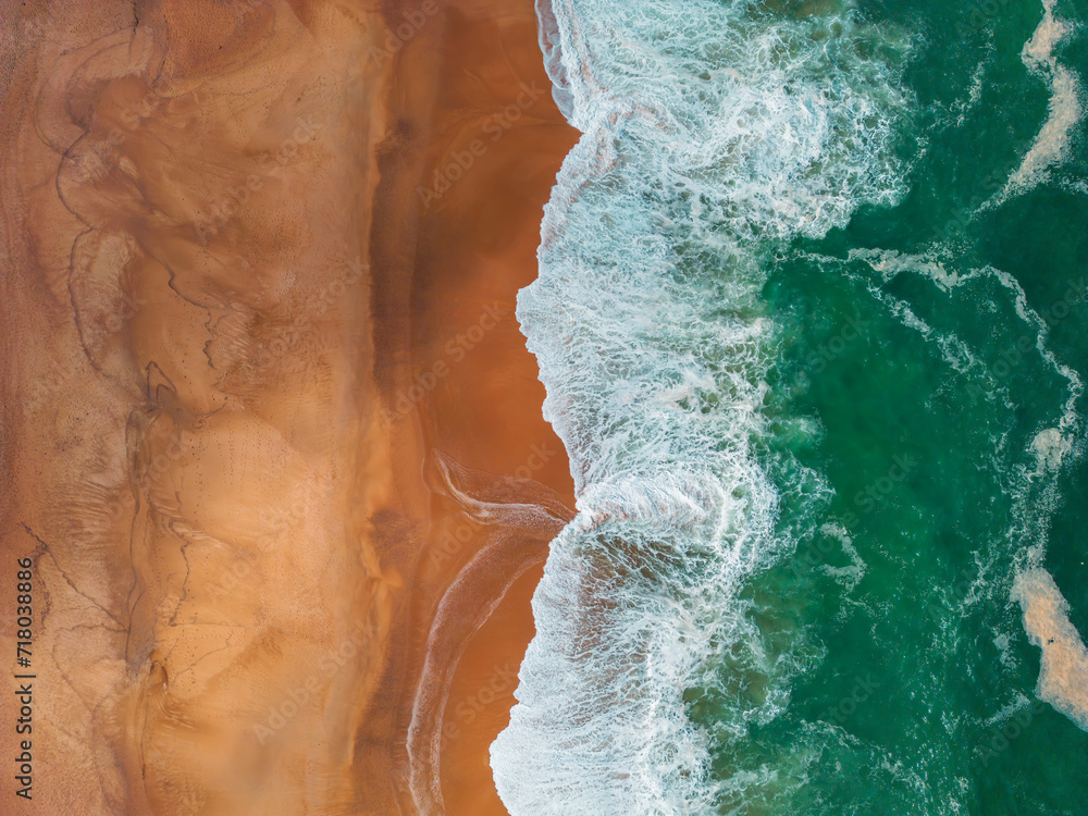 Ocean Dance: A Captivating Aerial Perspective of São Martinho do Porto's Azure Waves and Golden Sands Ocean Dance: A Captivating Aerial Perspective of São Martinho do Porto's Azure Waves and Golden Sands