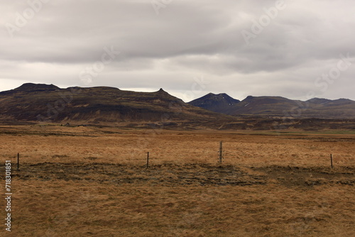 The Sn  fellsj  kull National Park  in Icelandic   j    gar  ur Sn  fellsj  kull  is a national park of Iceland located in the municipality of Sn  fellsb  r