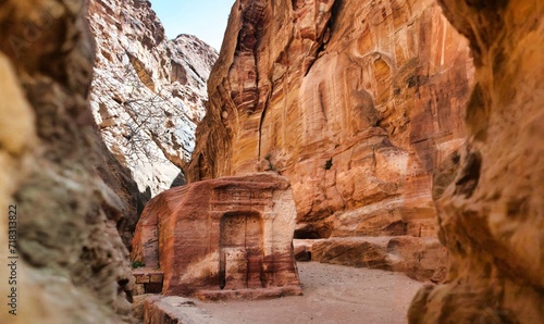 Tableau sur toile The betils and votive niches visible along the Siq in Petra in Jordan are eviden