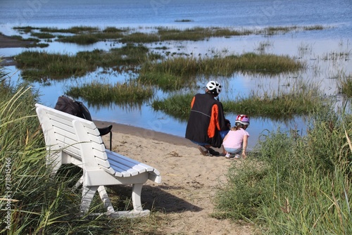 Radfahrer an der Nordsee, Keitum, Sylt, Vater und Tochter