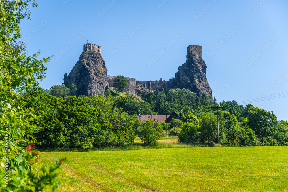 Trosky castle ruins with two towers. Sunny summer day view. Bohemian Paradise, Czech: Cesky raj, Czech Republic