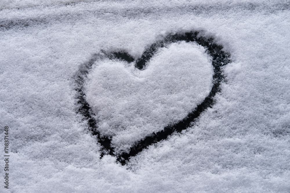 heart on snow, Valentine's Day, seasonal changes, winter weather conditions and snowfall, Nature and Environment, Atmospheric Phenomena, snowy environment