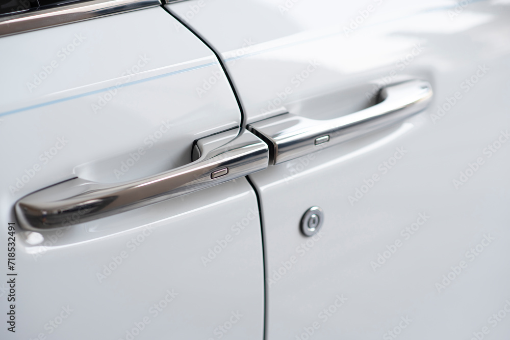 Fototapeta premium Luxury car door handle selective focus