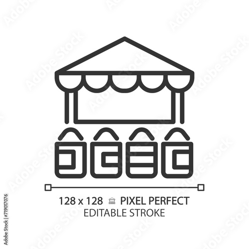 Traditional spices and herbs arabic market linear icon. Open space souk. Dubai shopping. Famous culture architecture. Thin line illustration. Contour symbol. Vector outline drawing. Editable stroke