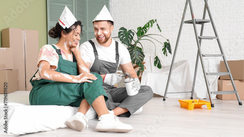 Happy young couple having f...