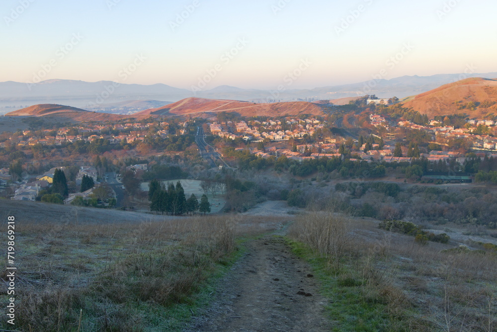 Fototapeta premium San Ramon Valley at sunrise on a winter morning