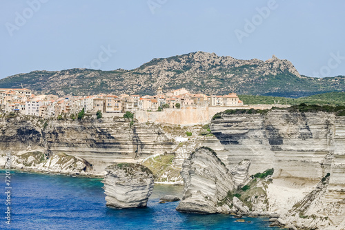 Bonifacio, Kalkfelsen, Insel, Korsika, Mittelmeer, Küste, Festung, Zitadelle, Altstadt, Oberstadt, Kirche, Wanderweg, Treppen, Grotten, Bootsausflug, Schiffe, Sommer, Frankreich photo