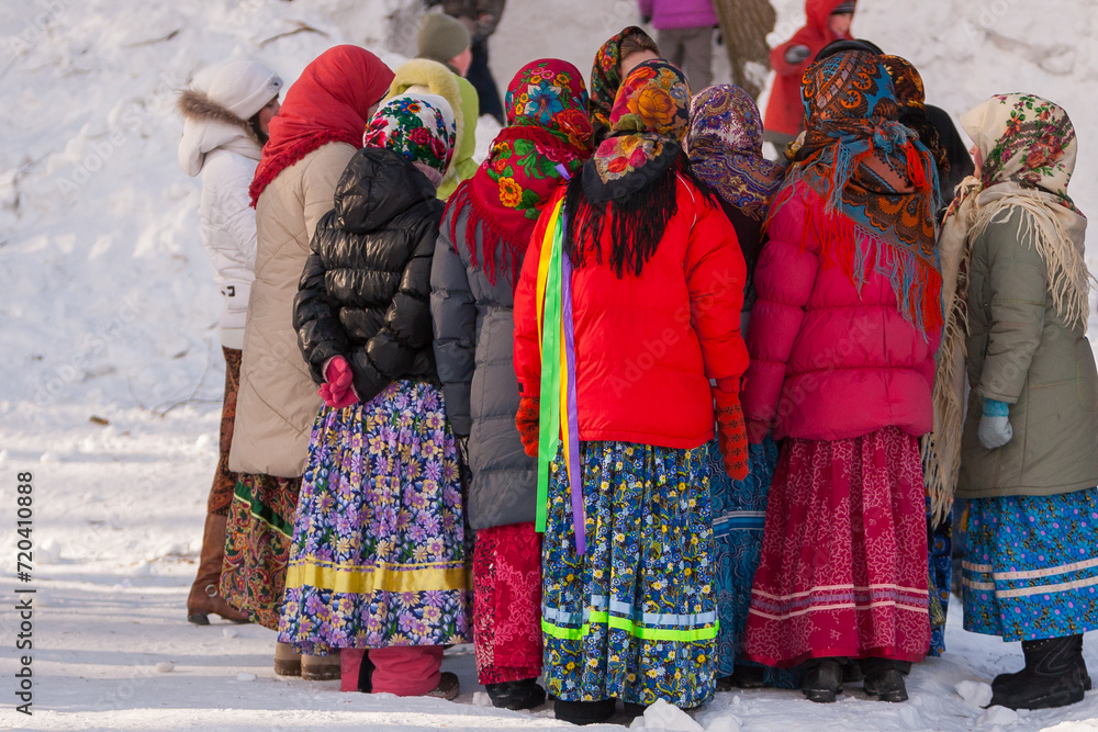 Fototapeta premium group of people in costume in winter, Siberia