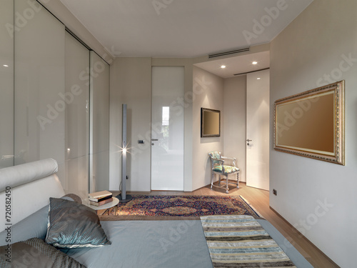 internal view of a contemporary bedroom (ID: 720582450)