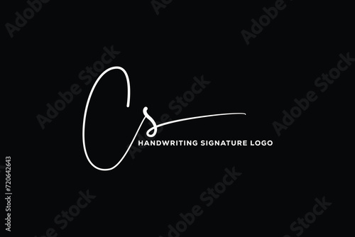CS initials Handwriting signature logo. CS Hand drawn Calligraphy lettering Vector. CS letter real estate, beauty, photography letter logo design.