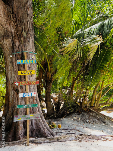 Hinterlasse nichts, nur Fußspuren