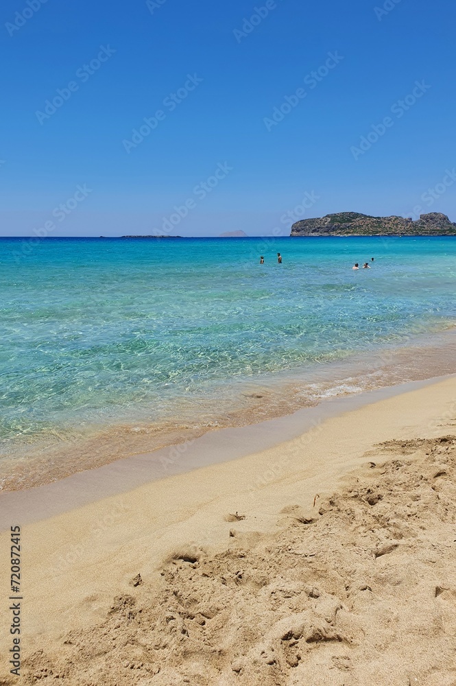 Fototapeta premium Sandy beach and beautiful see, rekaxing summer vacation