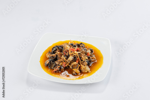 Spicy Treat: Ốc Bươu Xào Bơ Cay (Vietnamese Spicy Butter-Fried Snails)