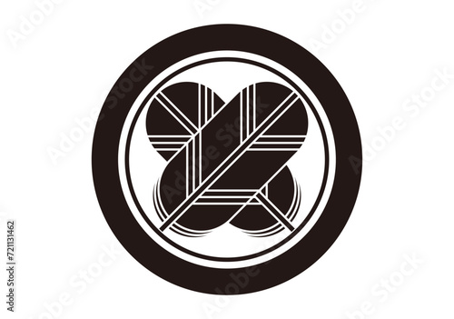 子持ち輪に違い鷹の羽