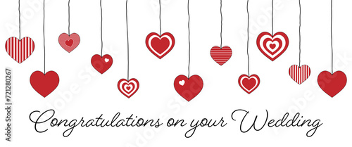 Congratulations on your Wedding - Schriftzug in englischer Sprache - Alles Gute zur Hochzeit. Grußkarte mit rot-weißen Herzen.
