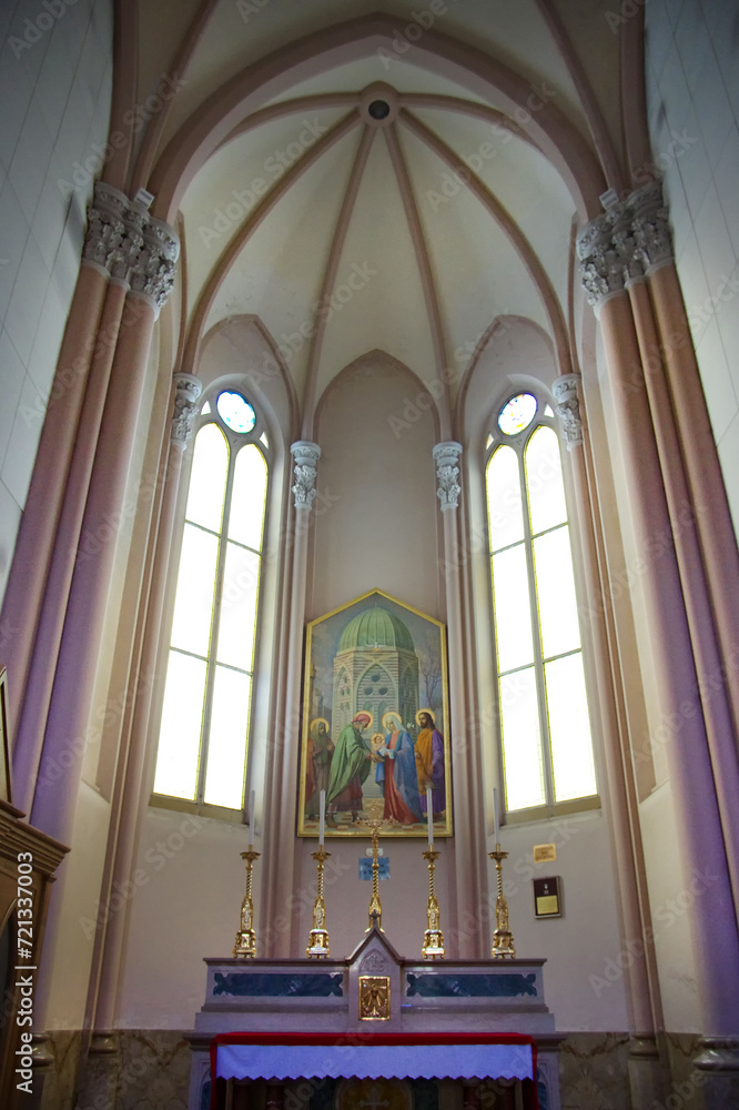 Castelpetroso - Molise - Sanctuary Basilica Minore dell'Addolorata -  Some details inside the church