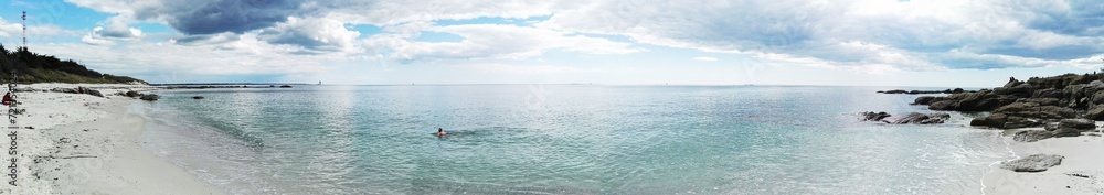 フランス　ブルターニュの海　岩　砂浜