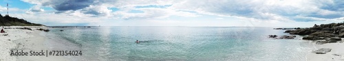 フランス ブルターニュの海 岩 砂浜