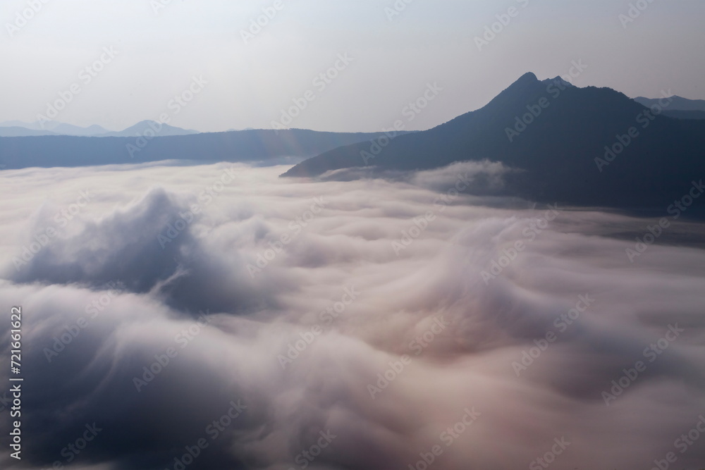 摩周湖の霧が湧き上がる