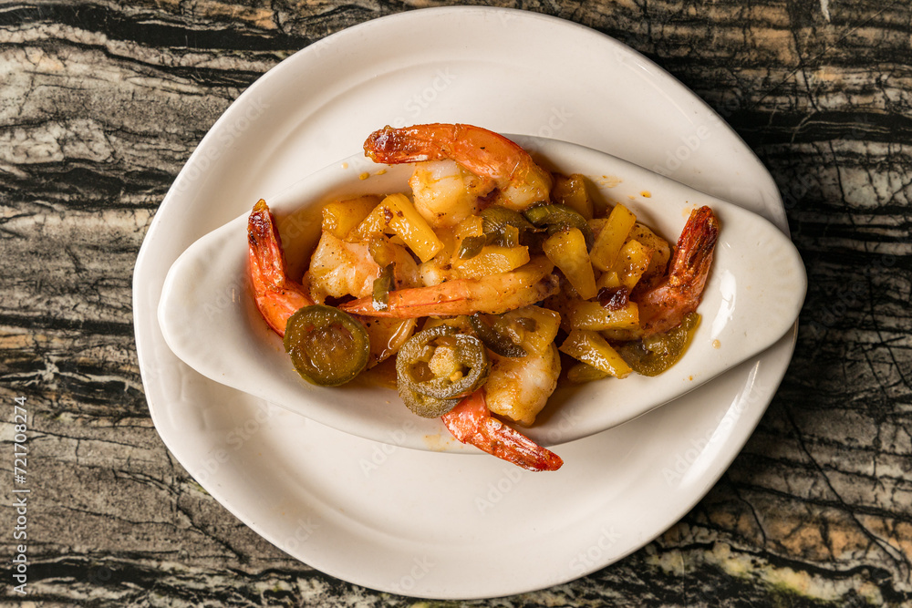 Spicy shrimp with jalapenos and pineapple Spicy shrimp with jalapenos and pineapple