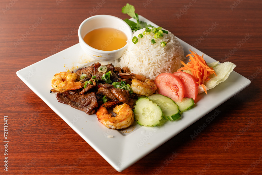Sauteed pork and shrimp with rice and vegetables Sauteed pork and shrimp with rice and vegetables