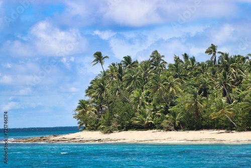 Dravuni Island  Fiji