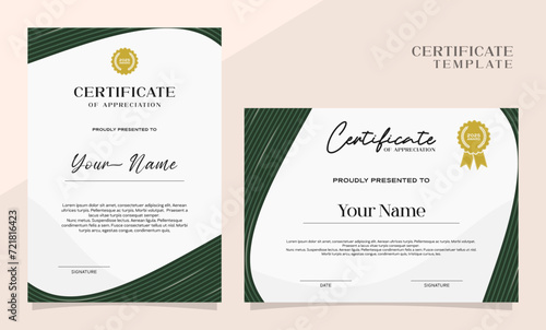 Elegant certificate of achievement template