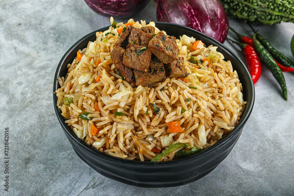 Stir fried rice with beef