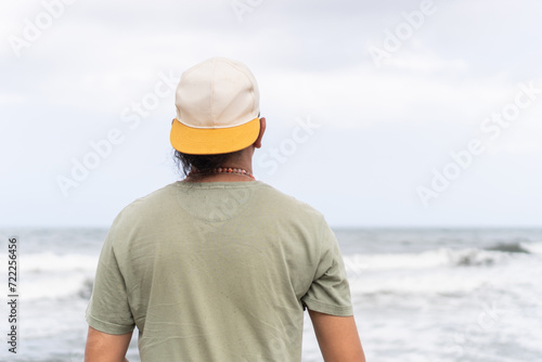 Photography Contemplative Figure Overlooking the Ocean