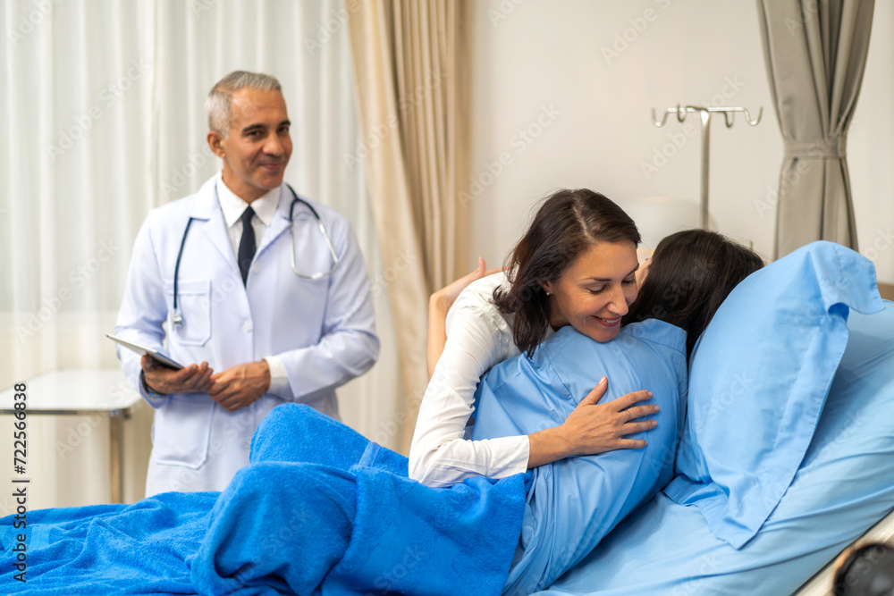 Obraz premium Senior man doctor wearing uniform with stethoscope help discussing and consulting talk to sick woman patient checkup information, support, care, diseases, treatment in hospital.healthcare