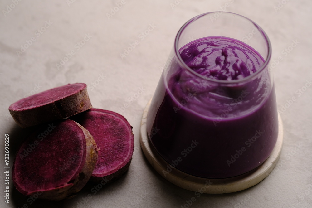 Bubur ubi ungu. smoothie purple sweet potato. made from purple sweet ...