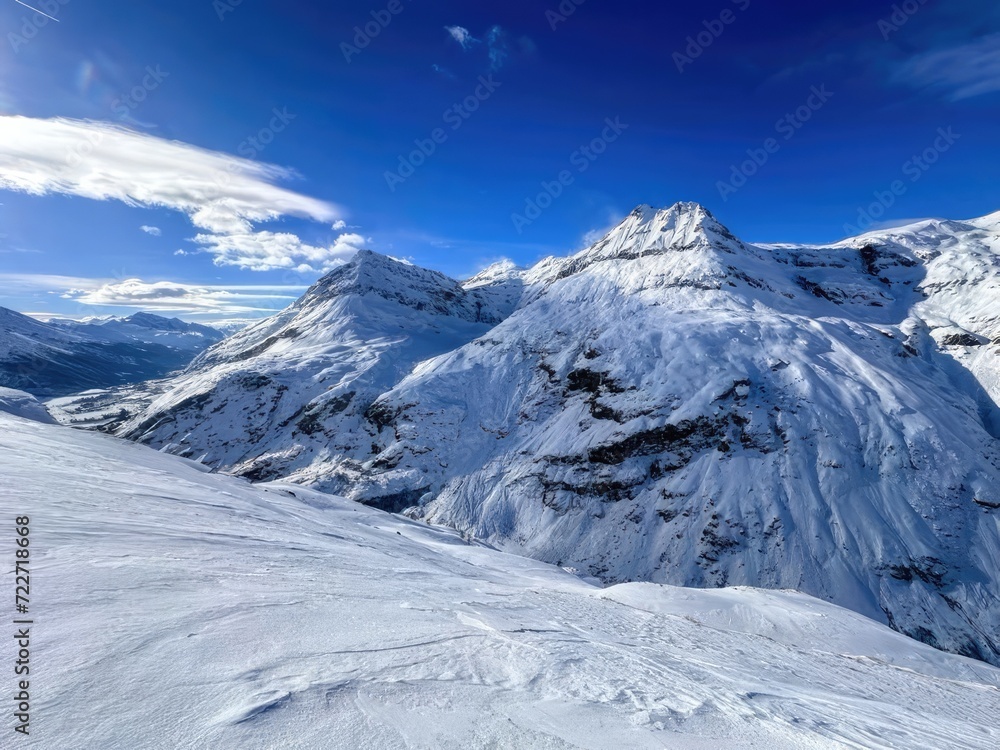 Amazing frech alps, endless snow cover